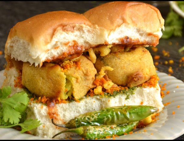 Vada pav, food street walk in Chennai