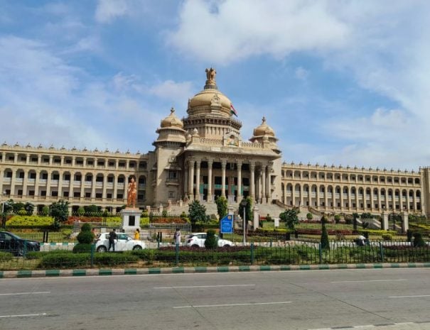 Vidhan Soudha, cubbon park walk